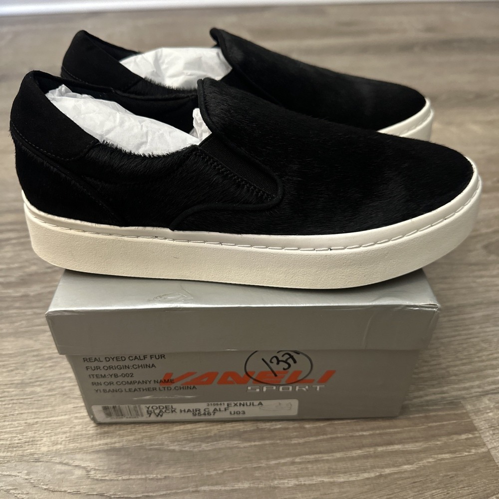 Vaneli Sport Women's Shoe Real Dye Calf Fur Size 7